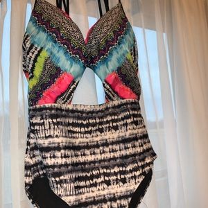 One piece bathing suit